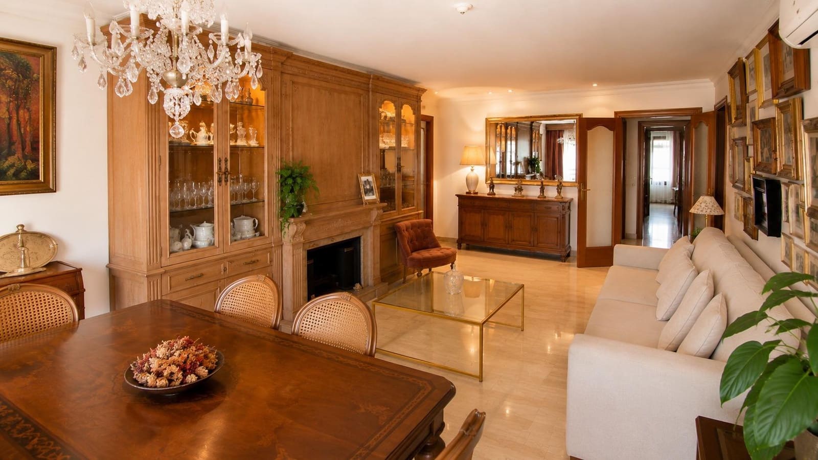 3 bedroom Flat for sale in Alicante / Alacant city with garage - € 680,000 (Ref: 9958014)