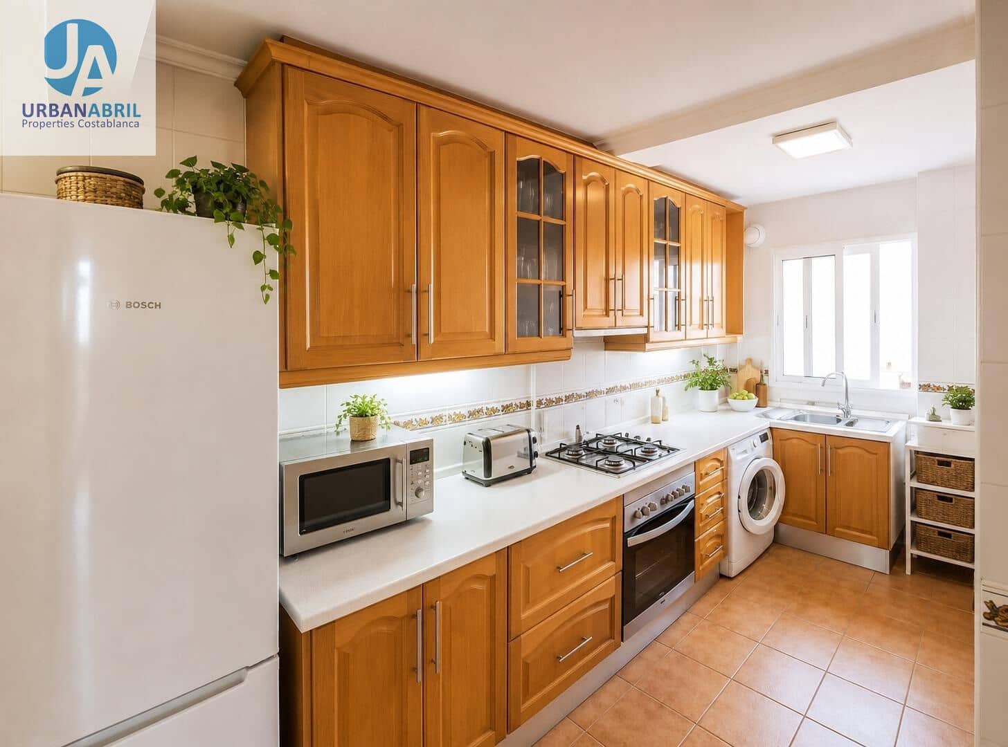 3 makuuhuone Asunto myytävänä paikassa Alicante kaupunki - 174 900 € (Ref: 9973352)