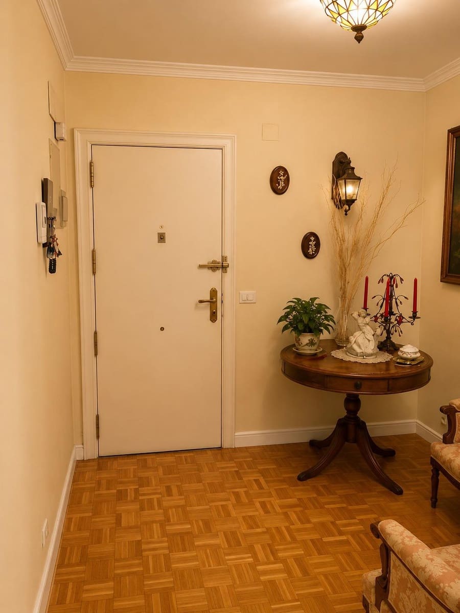 4 chambre Appartement à vendre à Alicante ville - 890 000 € (Ref: 9975472)