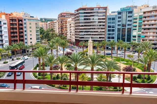 4 soveværelse Lejlighed til salg i Alicante by - € 890.000 (Ref: 9975472)