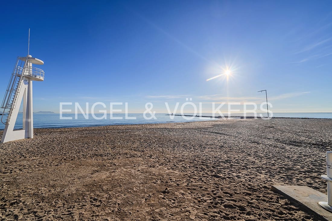 3 soverom Leilighet til salgs i El Campello med garasje - € 490 000 (Ref: 10000513)