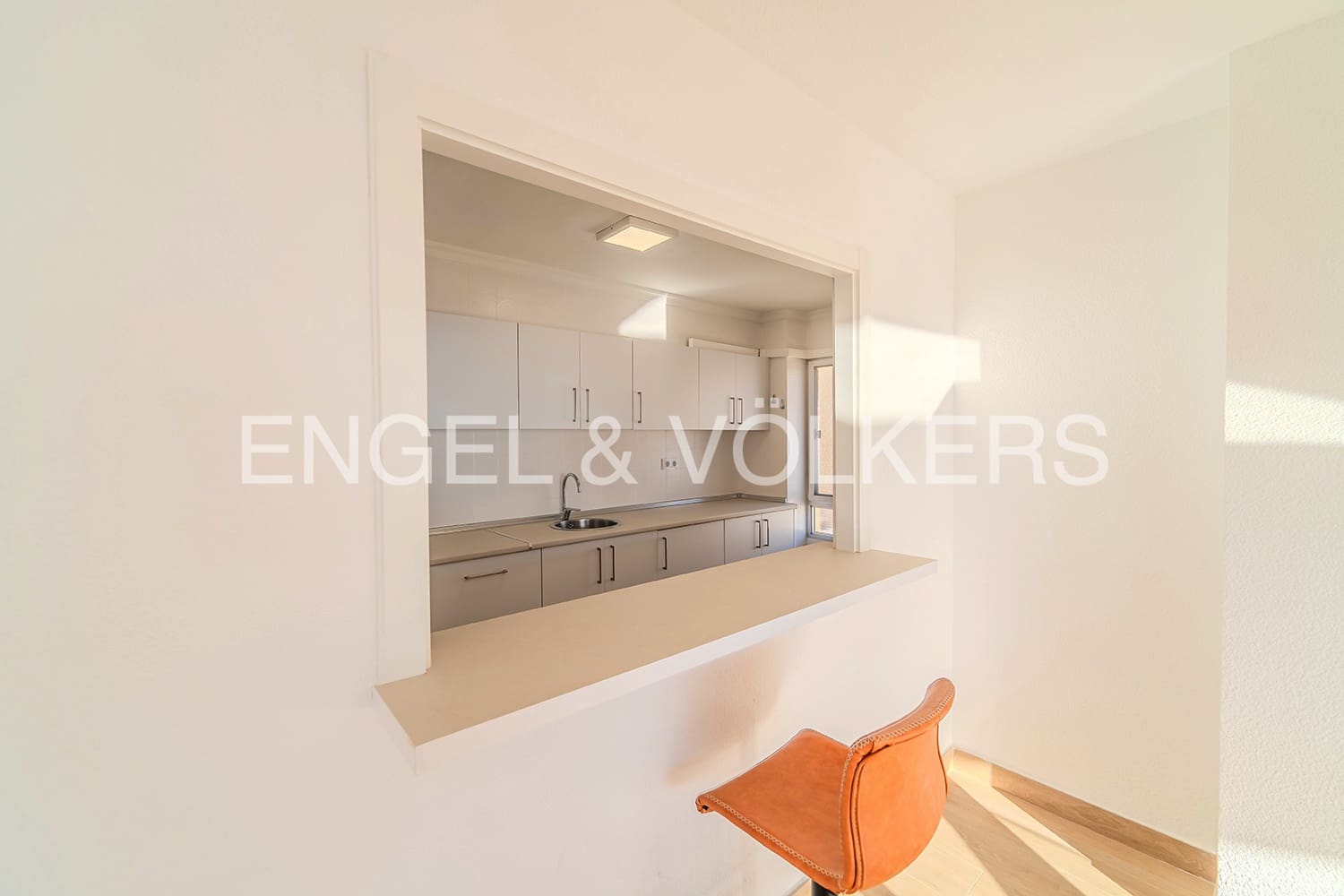 3 soverom Leilighet til salgs i El Campello med garasje - € 490 000 (Ref: 10000513)