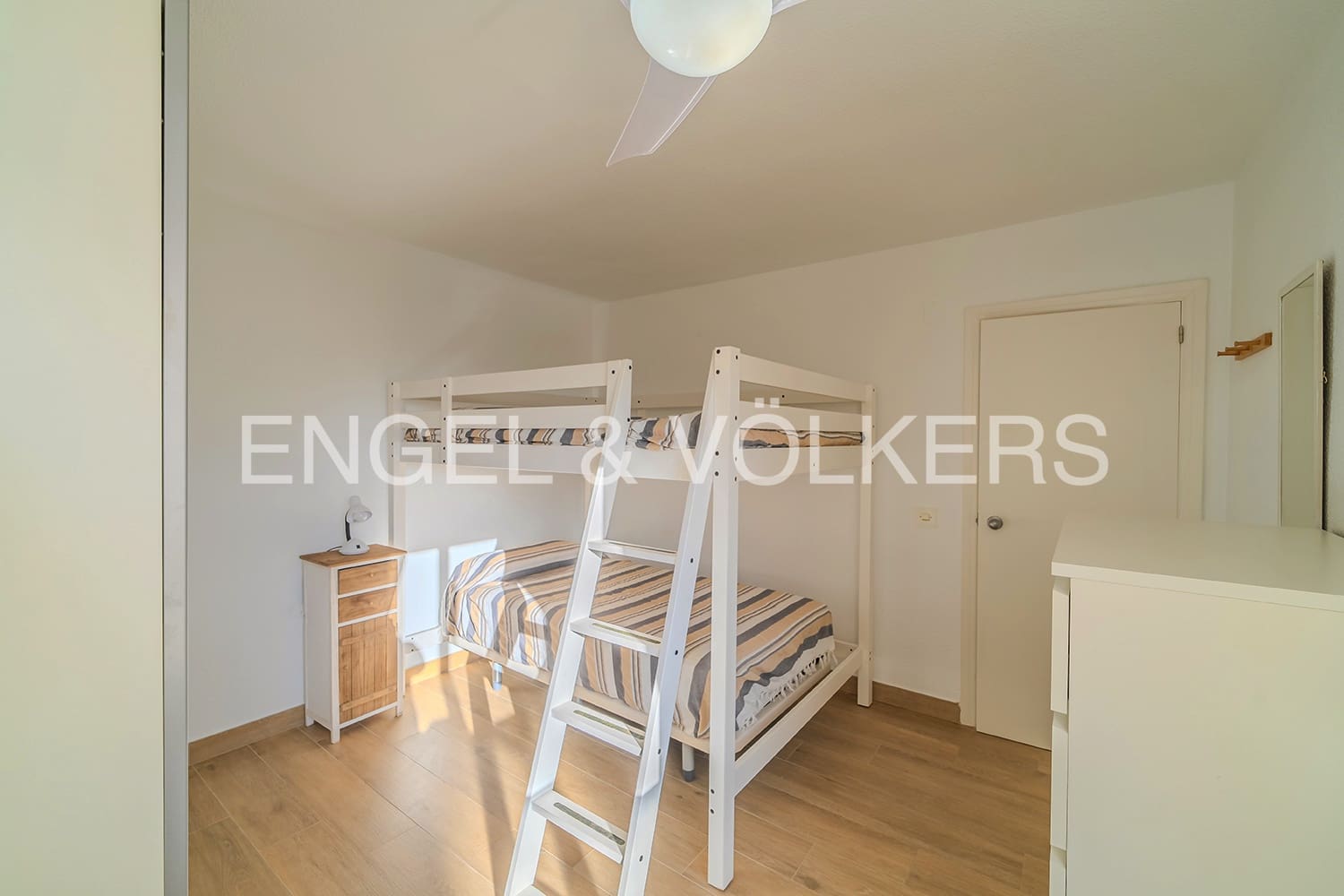 3 soverom Leilighet til salgs i El Campello med garasje - € 490 000 (Ref: 10000513)