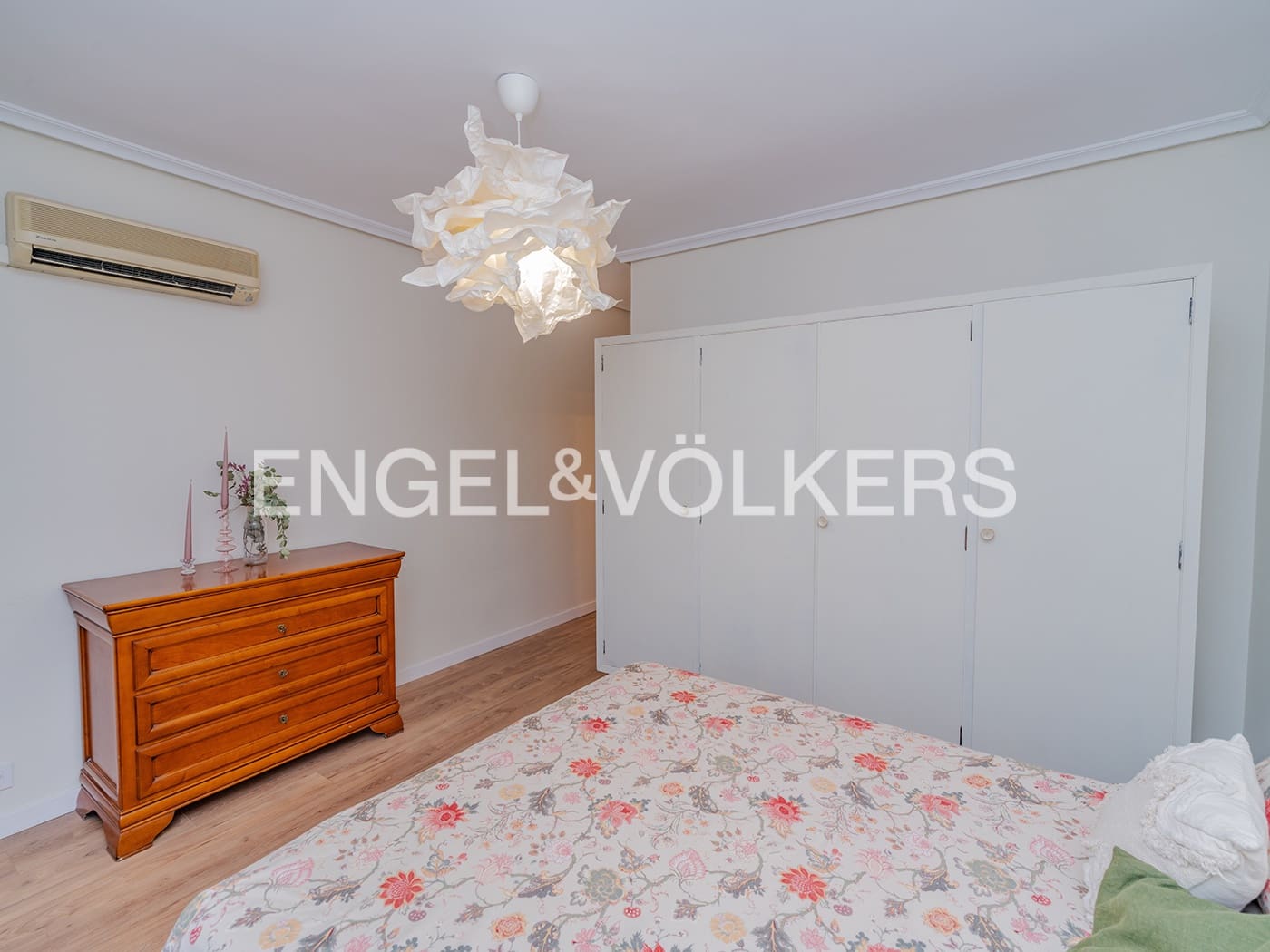 4 slaapkamer Appartement te koop in Alicante stad - € 369.000 (Ref: 10000870)