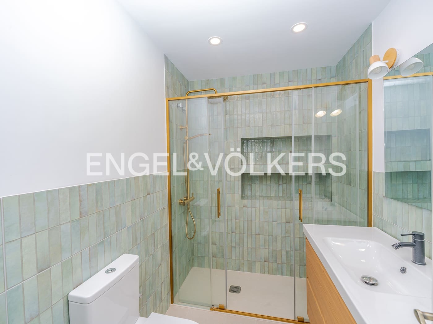 4 slaapkamer Appartement te koop in Alicante stad - € 369.000 (Ref: 10000870)