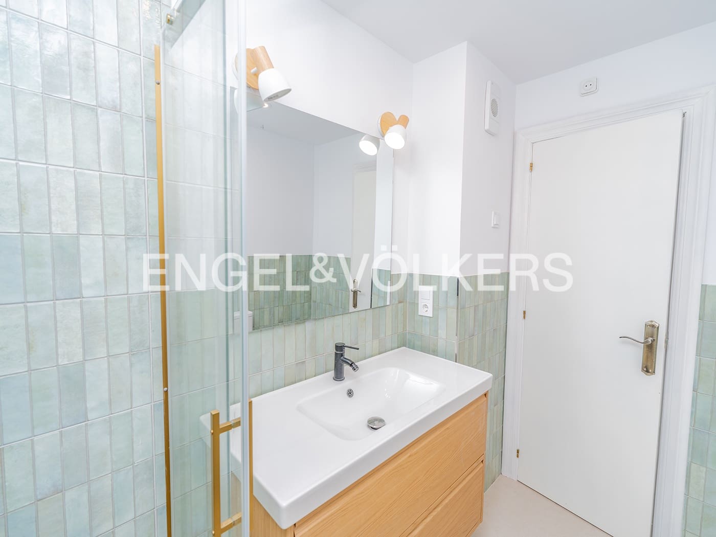 4 slaapkamer Appartement te koop in Alicante stad - € 369.000 (Ref: 10000870)