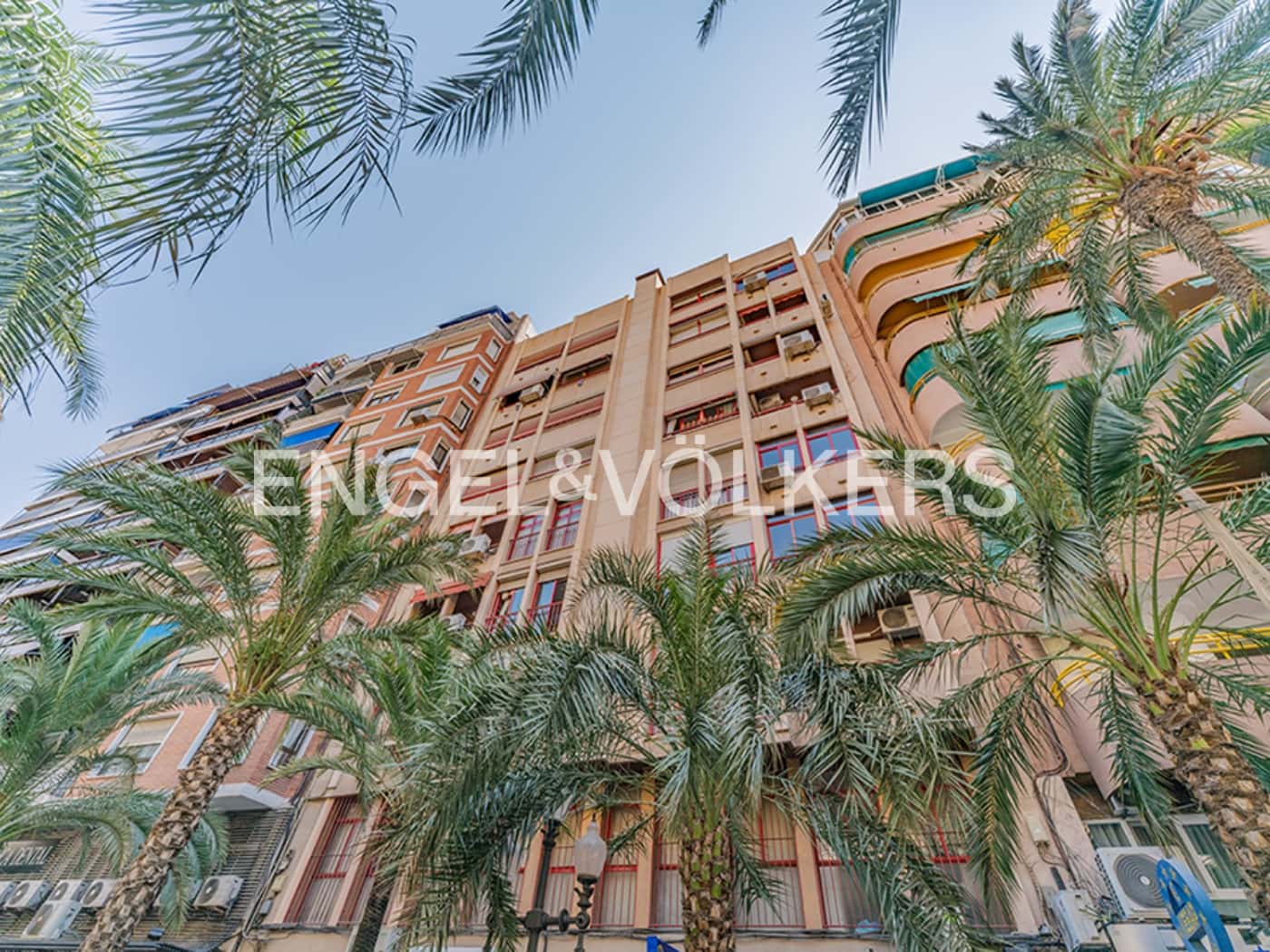 4 slaapkamer Appartement te koop in Alicante stad - € 369.000 (Ref: 10000870)