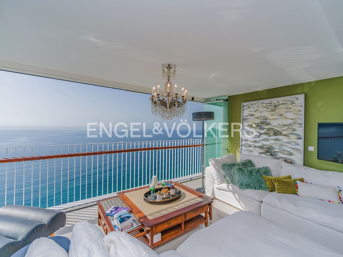 3 soverom Strandleiligheter til salgs i Alicante by med garasje - € 805 000 (Ref: 10016808)