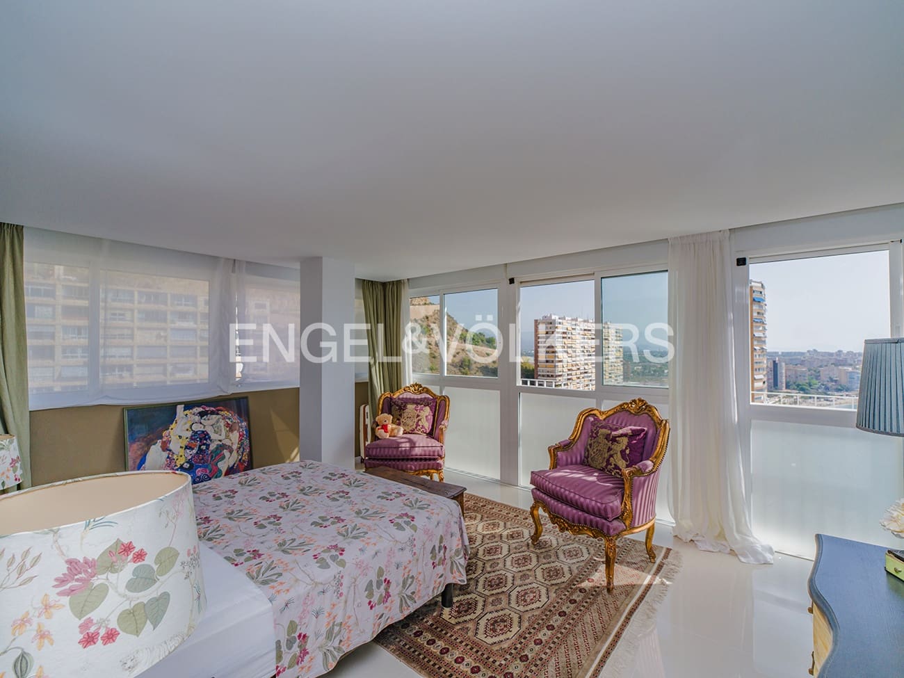 3 soverom Strandleiligheter til salgs i Alicante by med garasje - € 805 000 (Ref: 10016808)