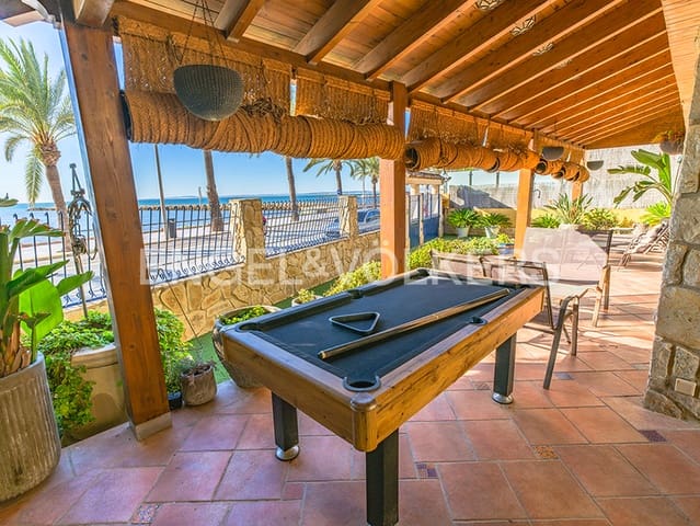7 slaapkamer Villa te koop in Calas Santiago Bernabéu, Santa Pola met zwembad - € 1.400.000 (Ref: 10021205)
