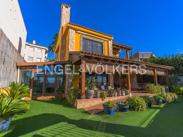7 slaapkamer Villa te koop in Calas Santiago Bernabéu, Santa Pola met zwembad - € 1.400.000 (Ref: 10021205)