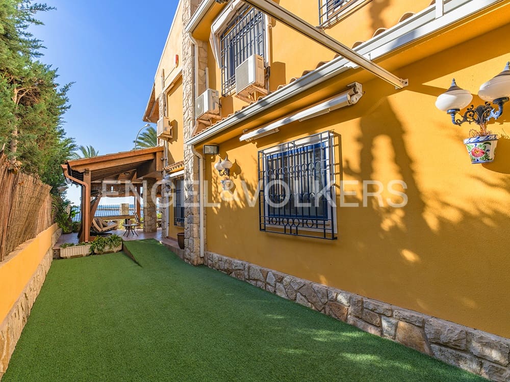 7 slaapkamer Villa te koop in Santa Pola met zwembad - € 1.400.000 (Ref: 10021205)