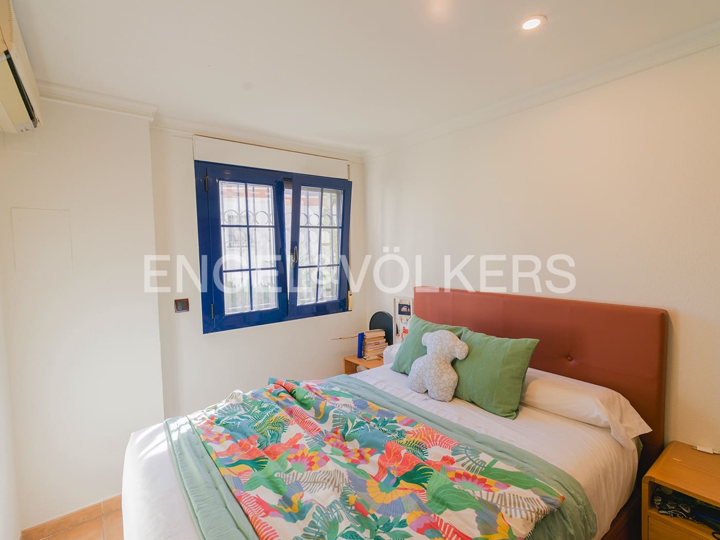 7 slaapkamer Villa te koop in Santa Pola met zwembad - € 1.400.000 (Ref: 10021205)