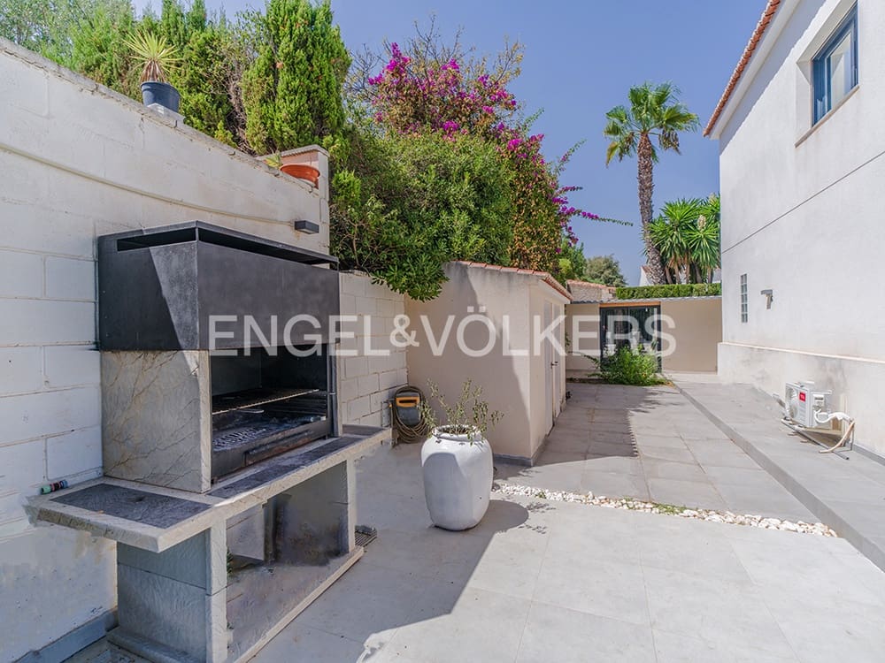 5 sypialnia Willa na sprzedaż w El Campello z basenem garażem - 950 000 € (Ref: 10024813)