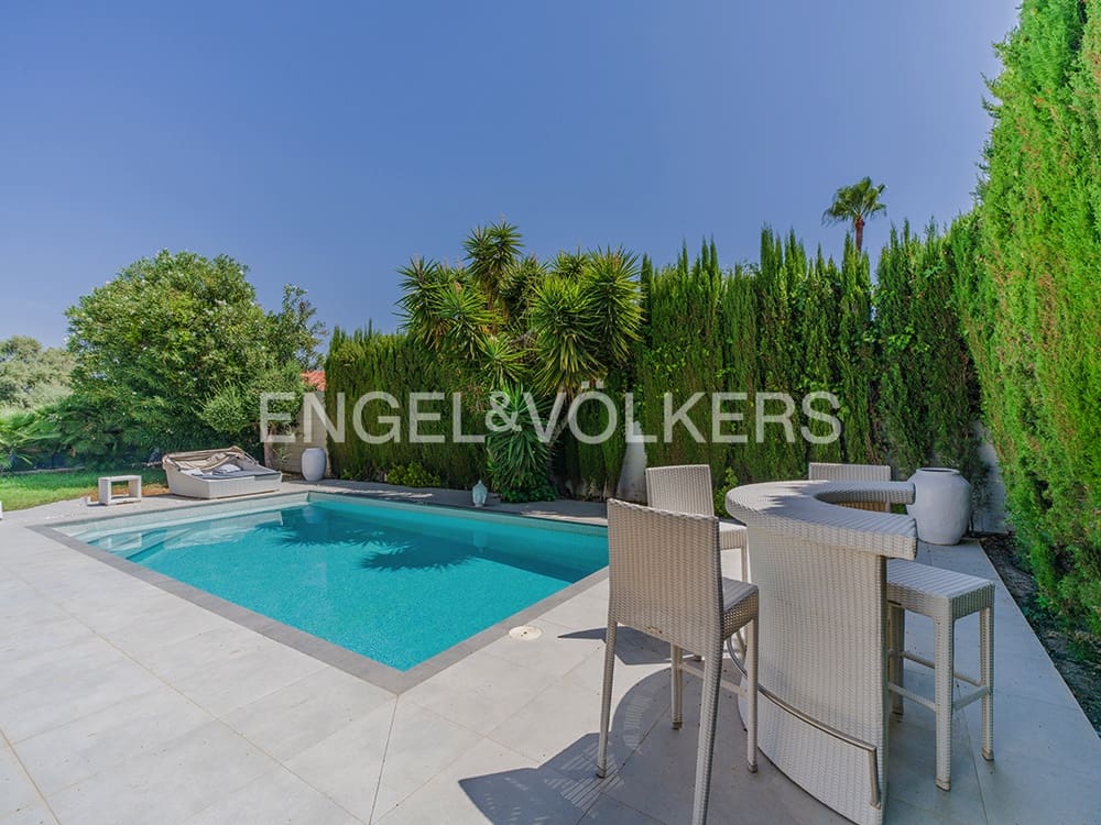 5 sypialnia Willa na sprzedaż w El Campello z basenem garażem - 950 000 € (Ref: 10024813)