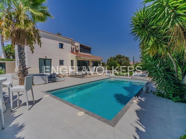 5 camera da letto Villa in vendita in Playa de Muchavista, El Campello con piscina garage - 950.000 € (Rif: 10024813)