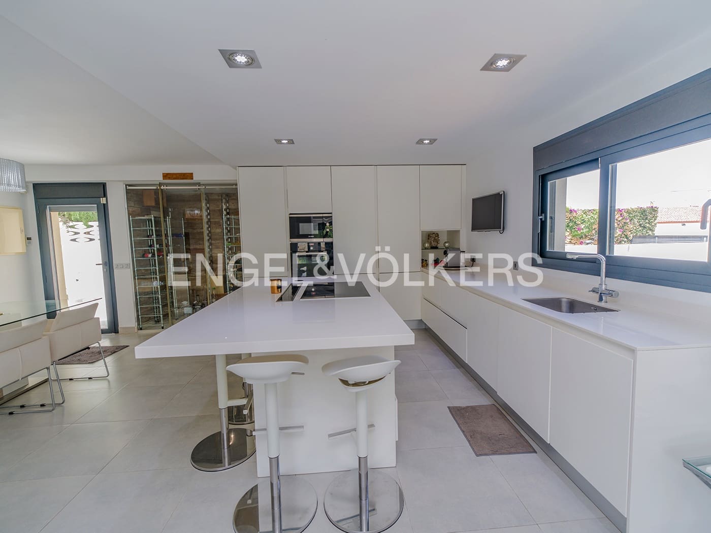 5 sypialnia Willa na sprzedaż w El Campello z basenem garażem - 950 000 € (Ref: 10024813)