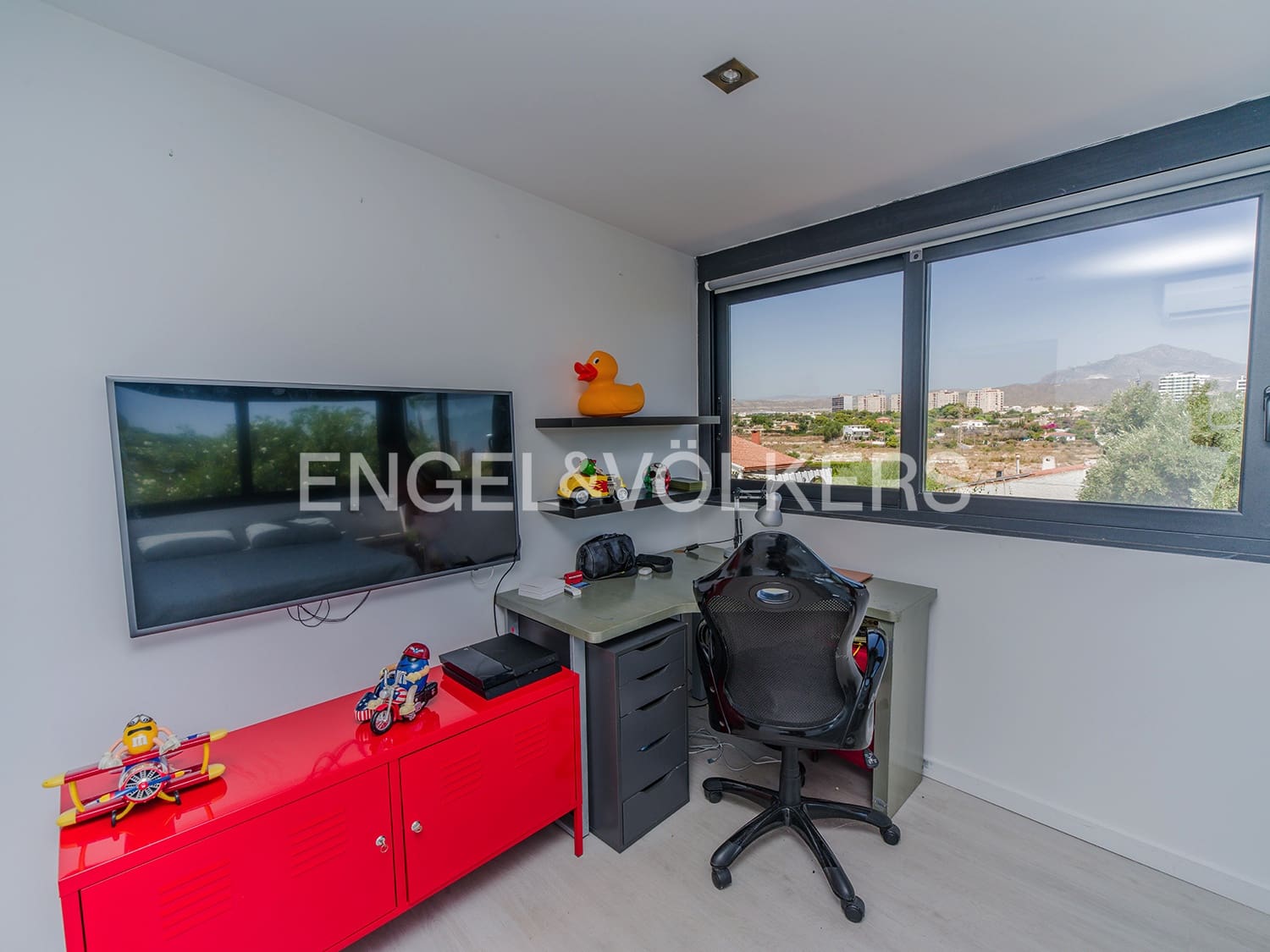 5 sypialnia Willa na sprzedaż w El Campello z basenem garażem - 950 000 € (Ref: 10024813)