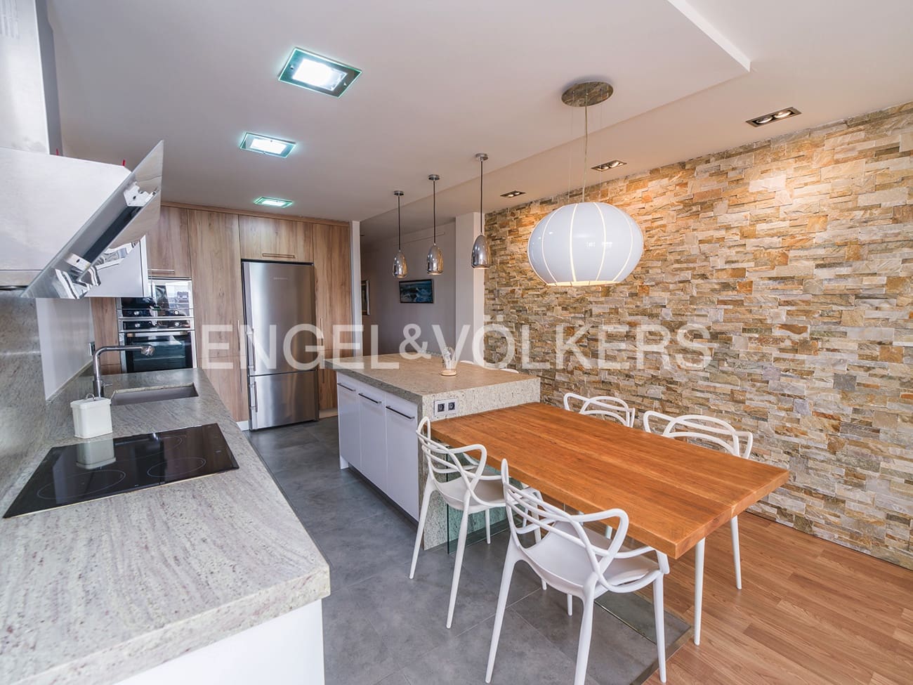 3 makuuhuone Asunto myytävänä paikassa Santa Pola mukana 
autotalli - 625 000 € (Ref: 10043400)