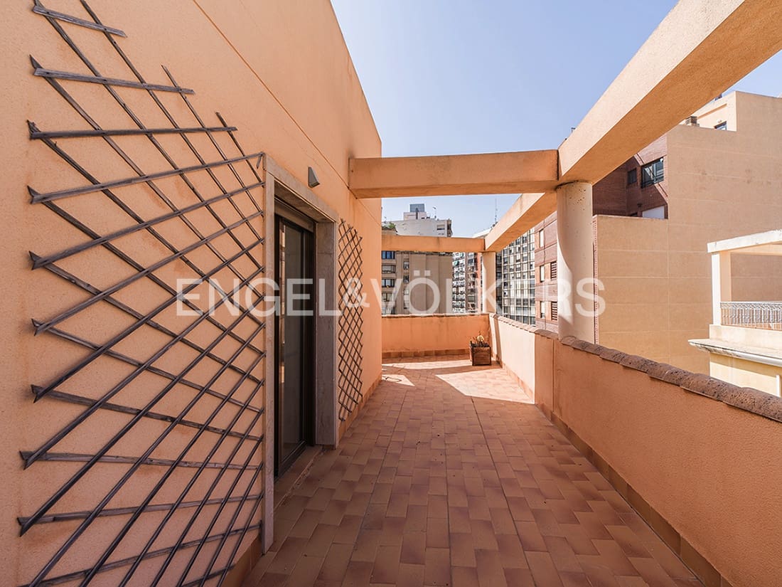 3 sypialnia Penthouse na sprzedaż w Miasto Alicante / Alacant - 725 000 € (Ref: 10043428)