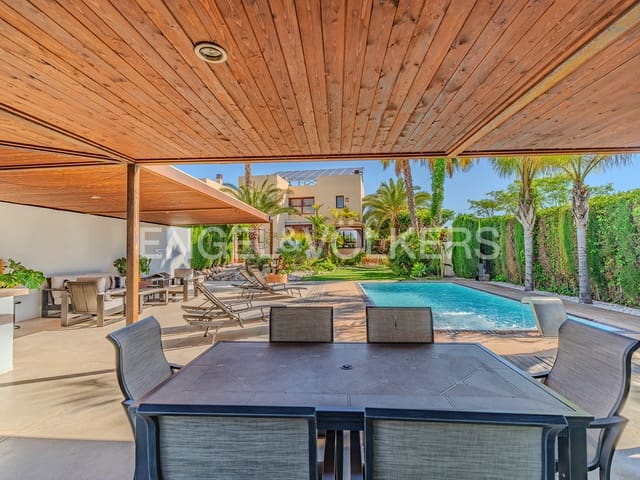 5 quarto Casa em Banda para venda em Muchamiel / Mutxamel com piscina garagem - 850 000 € (Ref: 10045682)