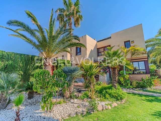 5 quarto Casa em Banda para venda em Muchamiel / Mutxamel com piscina garagem - 850 000 € (Ref: 10045682)