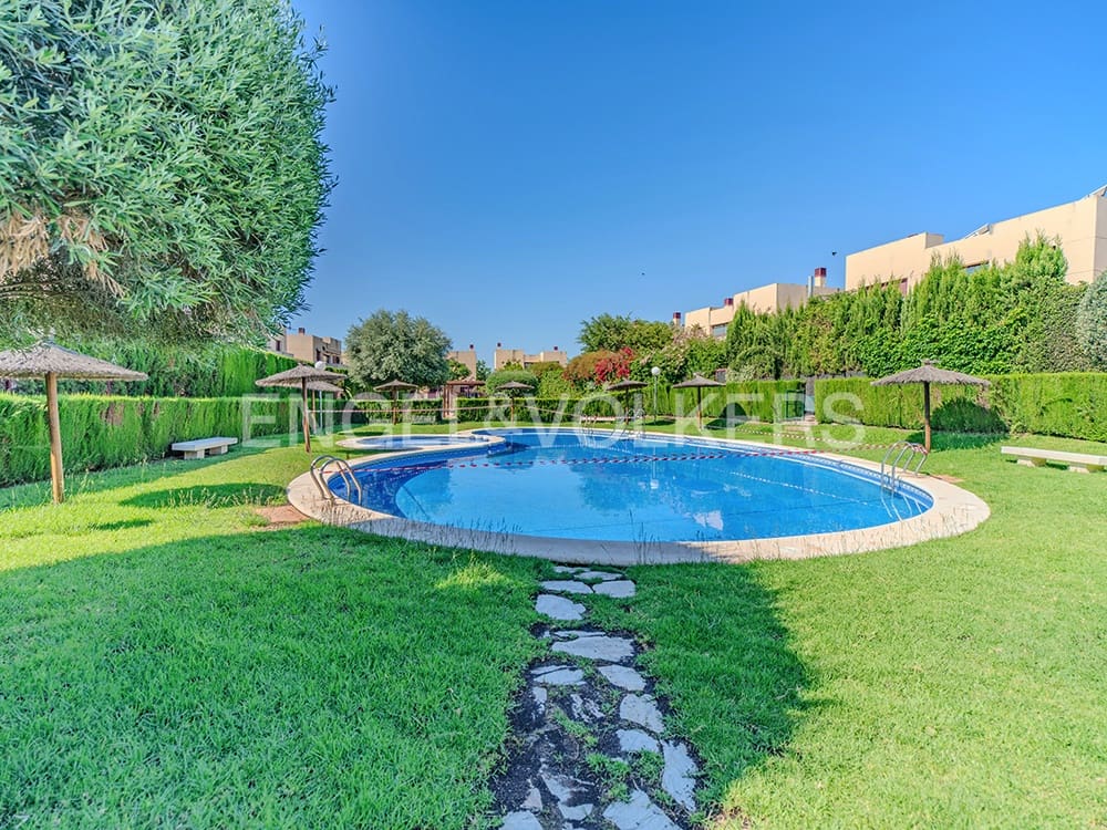 5 soveværelse Byhus til salg i Muchamiel / Mutxamel med swimmingpool garage - € 850.000 (Ref: 10045682)