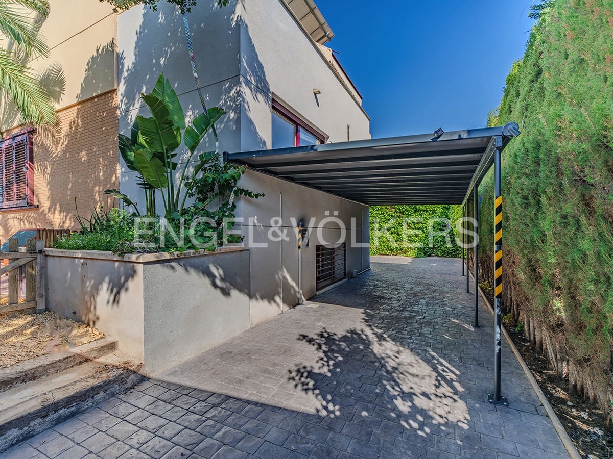 5 soveværelse Byhus til salg i Muchamiel / Mutxamel med swimmingpool garage - € 850.000 (Ref: 10045682)