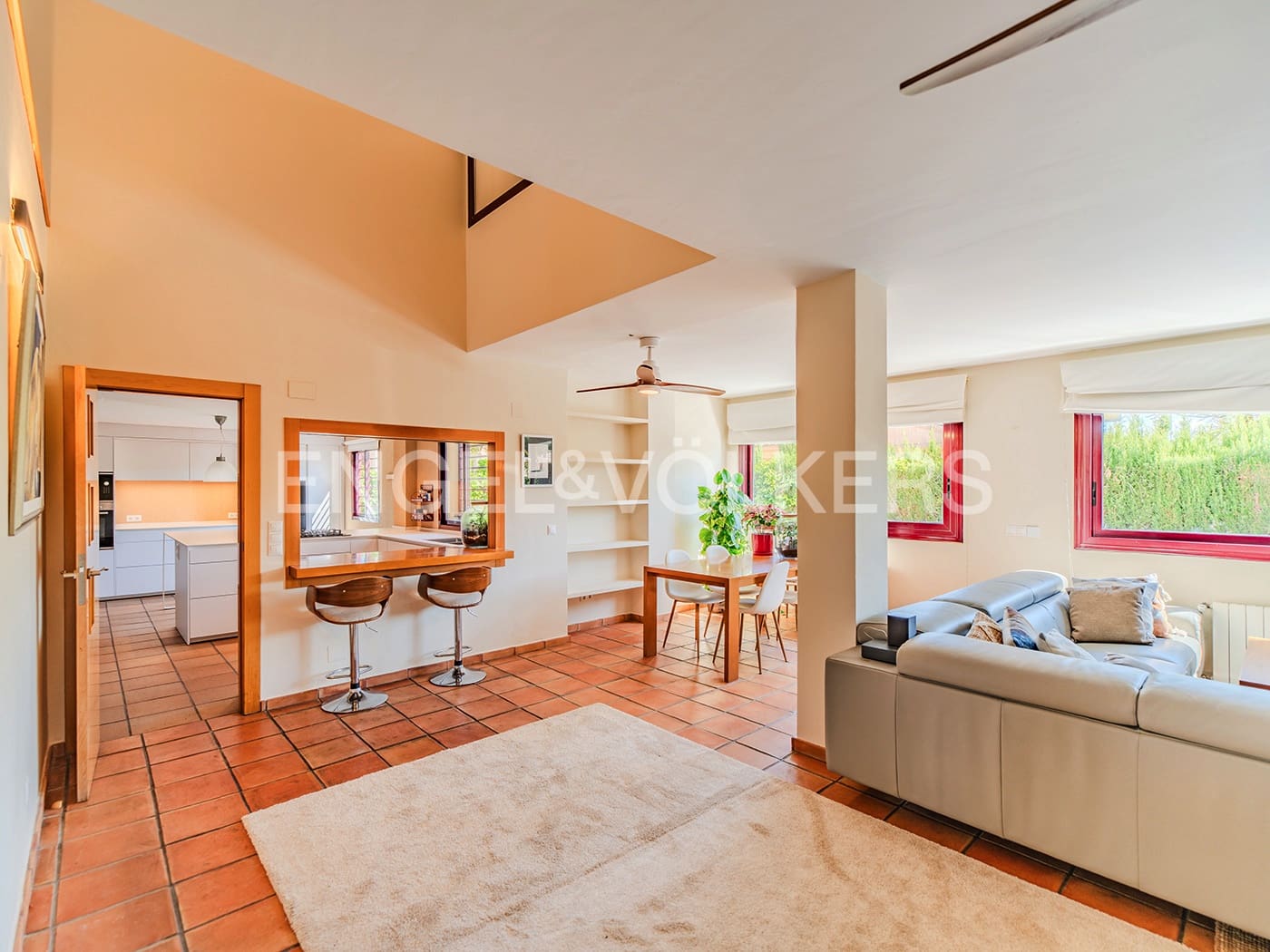 5 soveværelse Byhus til salg i Muchamiel / Mutxamel med swimmingpool garage - € 850.000 (Ref: 10045682)