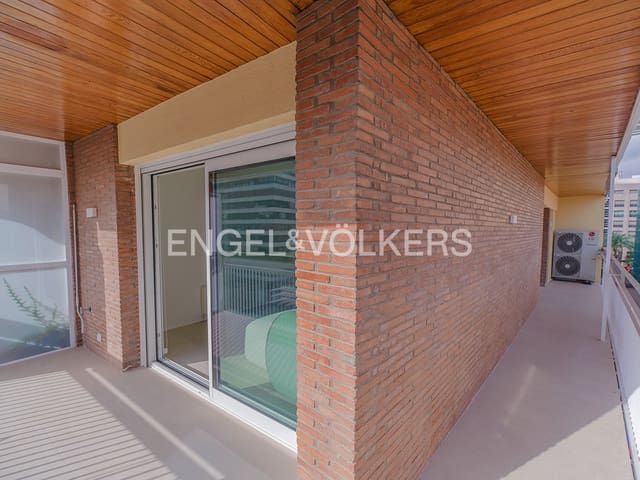 3 makuuhuone Huoneisto myytävänä paikassa Barrio del Centro, Alicante kaupunki - 1 150 000 € (Ref: 10049653)