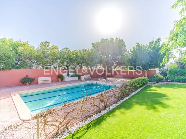 6 bedroom Townhouse for sale in Peña de las Águilas, Elche / Elx with pool garage - € 685,000 (Ref: 10057618)