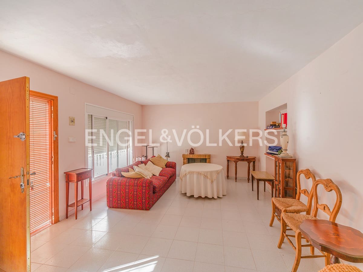 6 bedroom Townhouse for sale in Elche / Elx with pool garage - € 685,000 (Ref: 10057618)