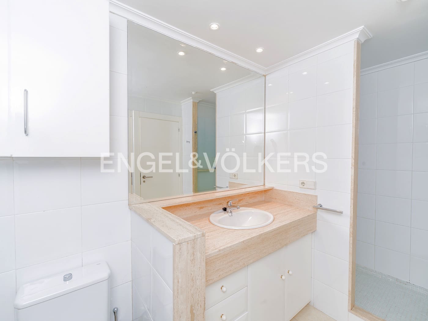 6 bedroom Townhouse for sale in Elche / Elx with pool garage - € 685,000 (Ref: 10057618)