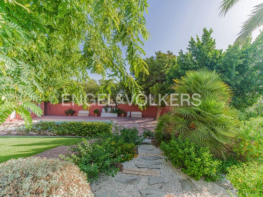 6 bedroom Townhouse for sale in Elche / Elx with pool garage - € 685,000 (Ref: 10057618)