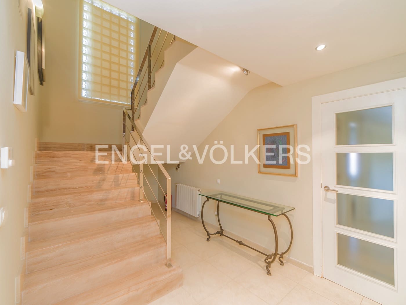 6 bedroom Townhouse for sale in Elche / Elx with pool garage - € 685,000 (Ref: 10057618)