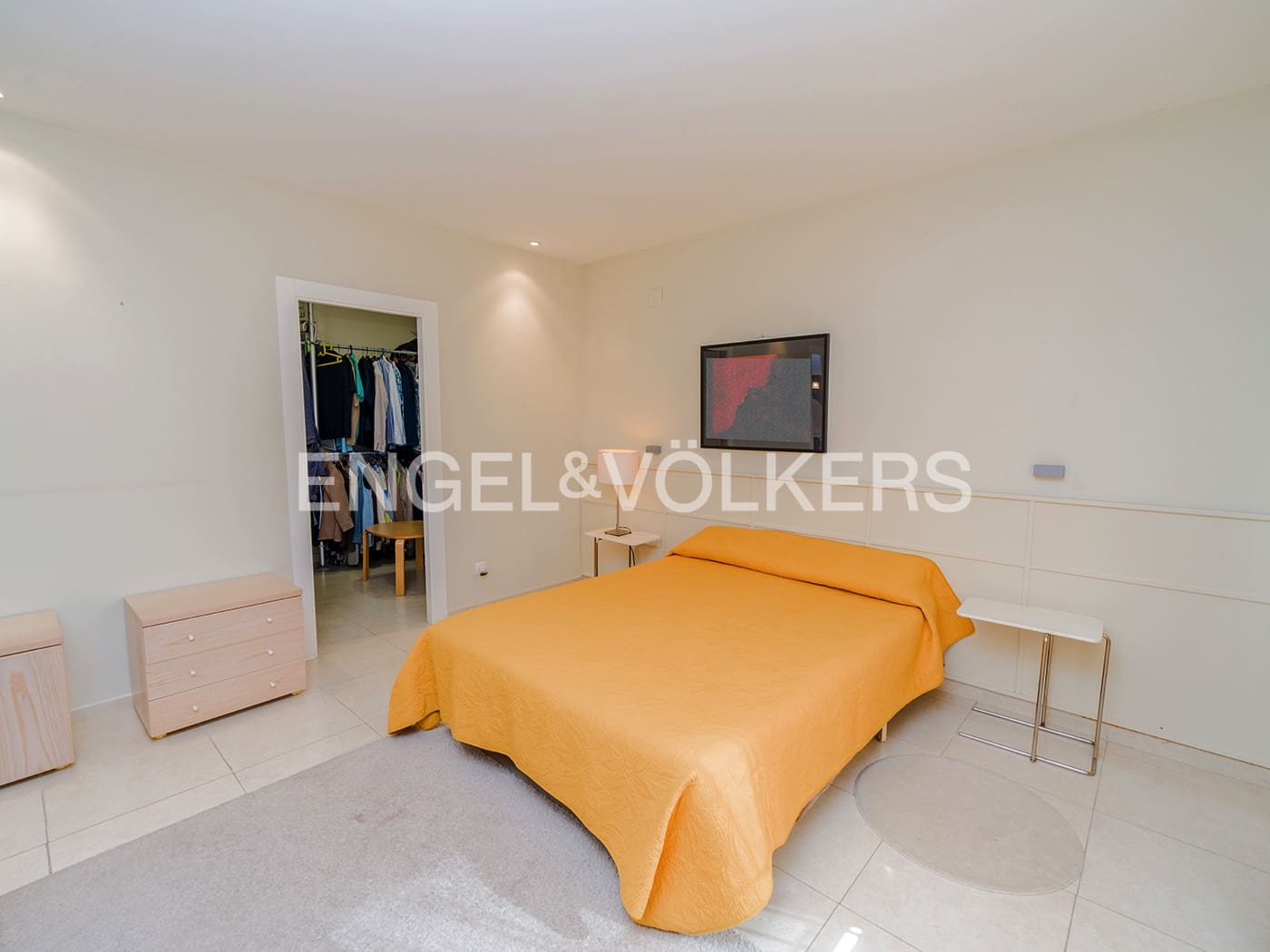 6 bedroom Townhouse for sale in Elche / Elx with pool garage - € 685,000 (Ref: 10057618)