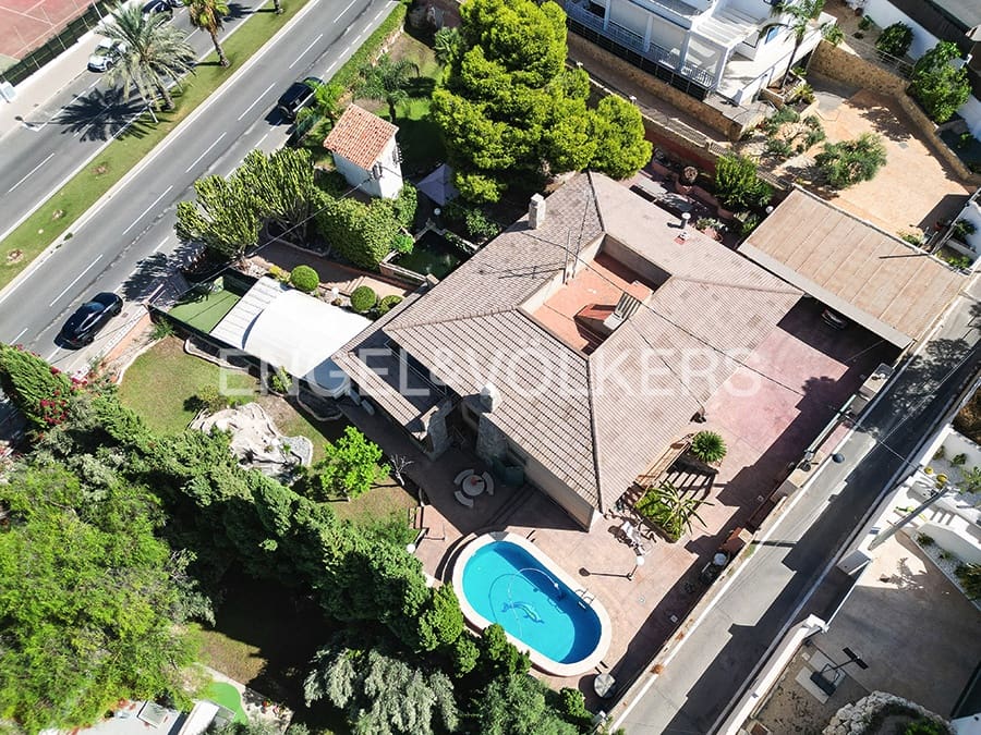 10 bedroom Villa for sale in Cabo de las Huertas with pool - € 1,900,000 (Ref: 10073129)