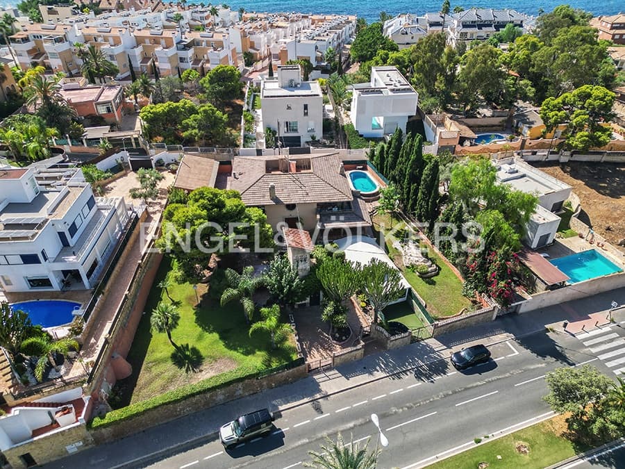 10 bedroom Villa for sale in Cabo de las Huertas with pool - € 1,900,000 (Ref: 10073129)