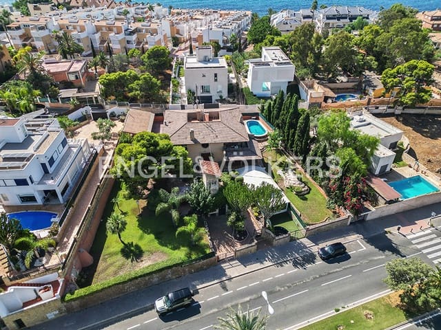 10 bedroom Villa for sale in Cabo de las Huertas, Alicante / Alacant city with pool - € 1,900,000 (Ref: 10073129)