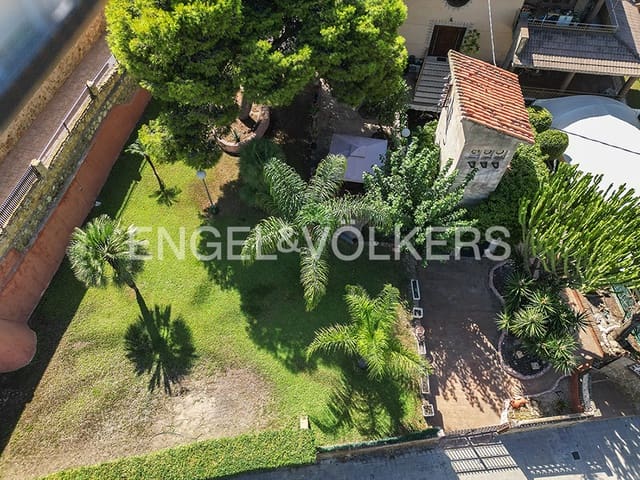 10 Zimmer Villa zu verkaufen in Cabo de las Huertas, Alicante / Alacant Stadt mit Pool - 1.900.000 € (Ref: 10073129)