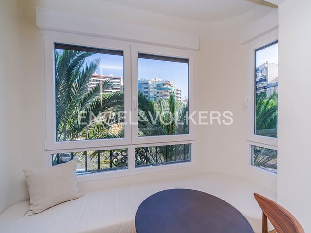 3 makuuhuone Huoneisto myytävänä paikassa Barrio del Centro, Alicante kaupunki - 895 000 € (Ref: 10081507)