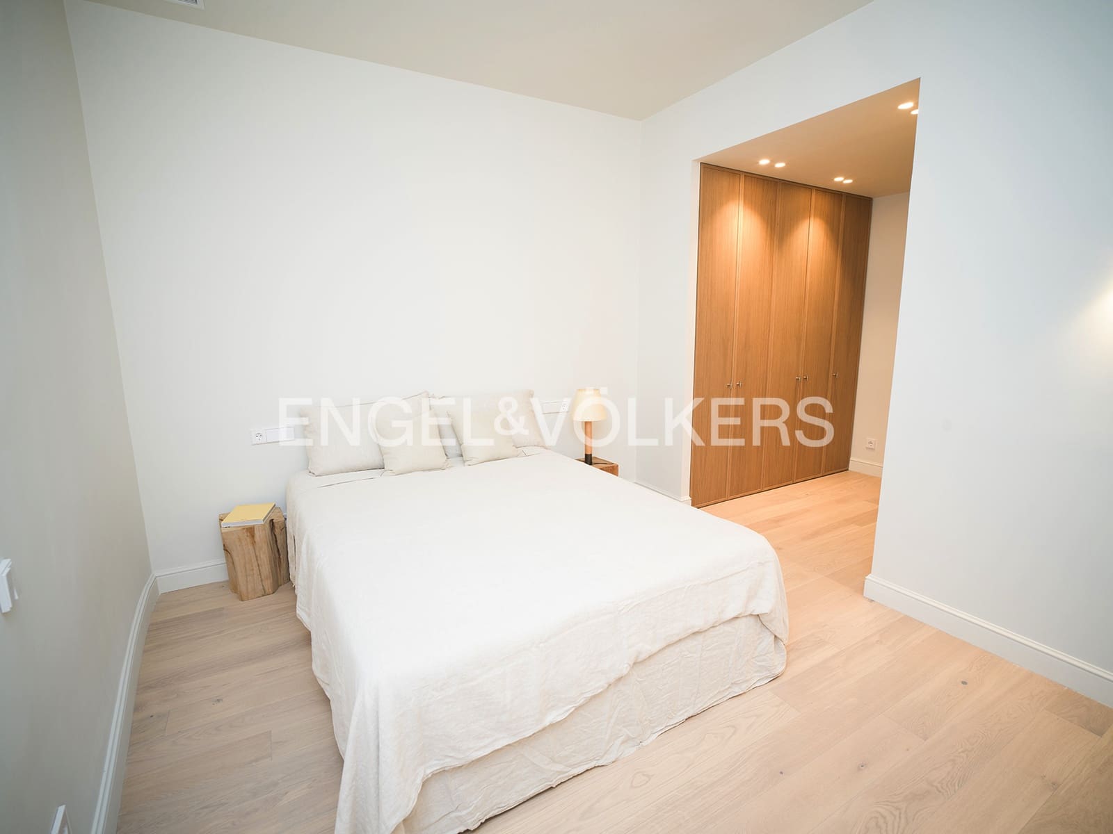 3 makuuhuone Huoneisto myytävänä paikassa Alicante kaupunki - 895 000 € (Ref: 10081507)