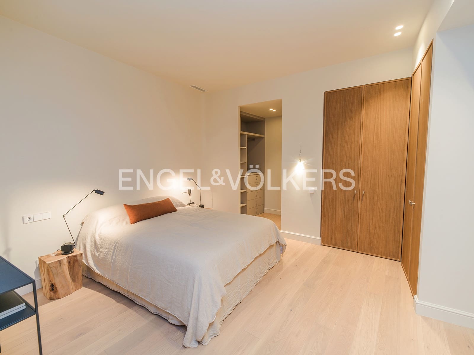 3 makuuhuone Huoneisto myytävänä paikassa Alicante kaupunki - 895 000 € (Ref: 10081507)