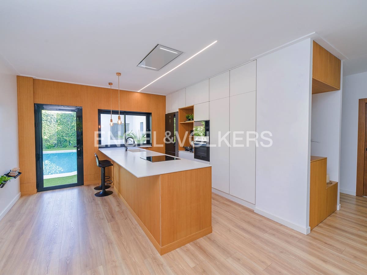 4 quarto Moradia para venda em Elche / Elx com piscina garagem - 850 000 € (Ref: 10081736)
