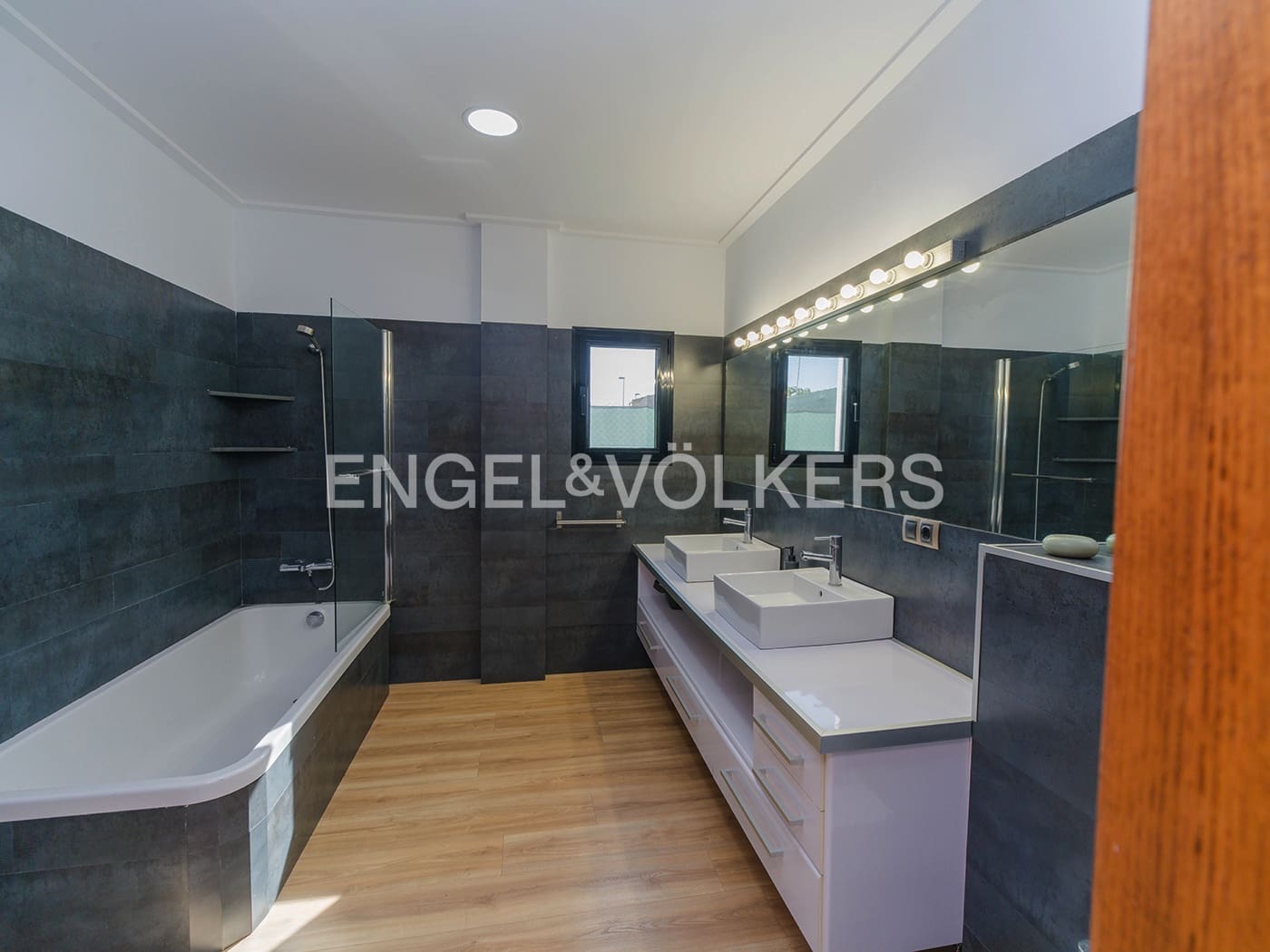 4 quarto Moradia para venda em Elche / Elx com piscina garagem - 850 000 € (Ref: 10081736)
