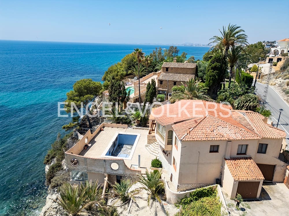 6 quarto Casa em Banda para venda em Coveta Fuma com piscina garagem - 1 290 000 € (Ref: 10085044)
