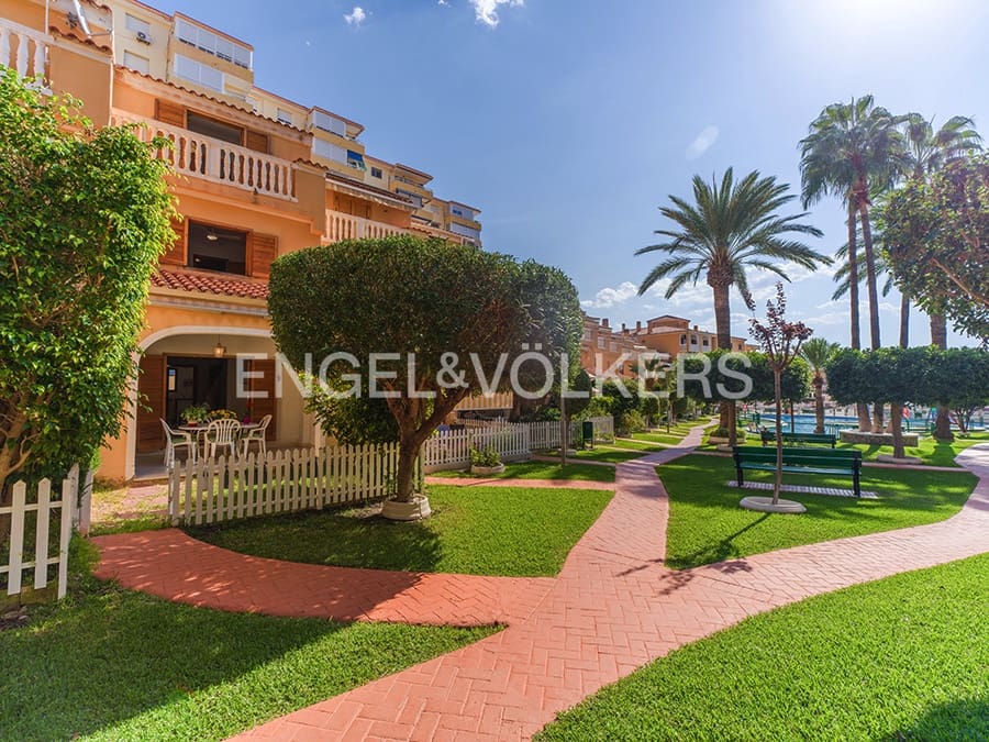 4 camera da letto Villetta Bifamiliare in vendita in El Campello con piscina garage - 449.000 € (Rif: 10086650)
