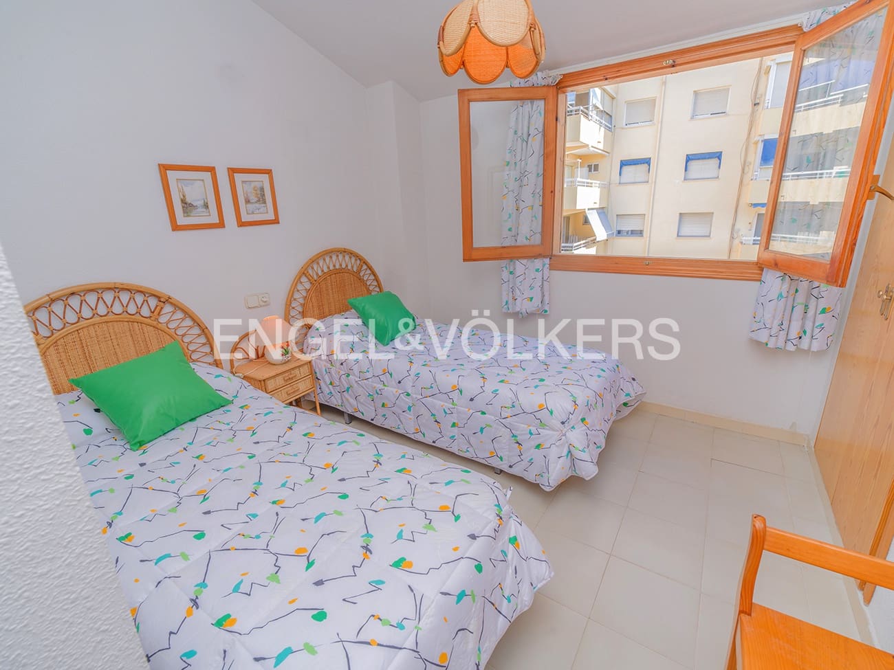 4 camera da letto Villetta Bifamiliare in vendita in El Campello con piscina garage - 449.000 € (Rif: 10086650)