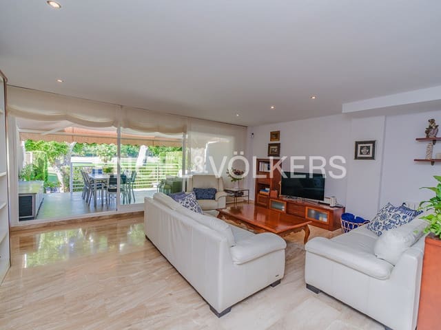 Bungalow de 5 habitaciones en Alicante Golf, Alicante / Alacant ciudad en venta con piscina garaje - 795.000 € (Ref: 10116078)