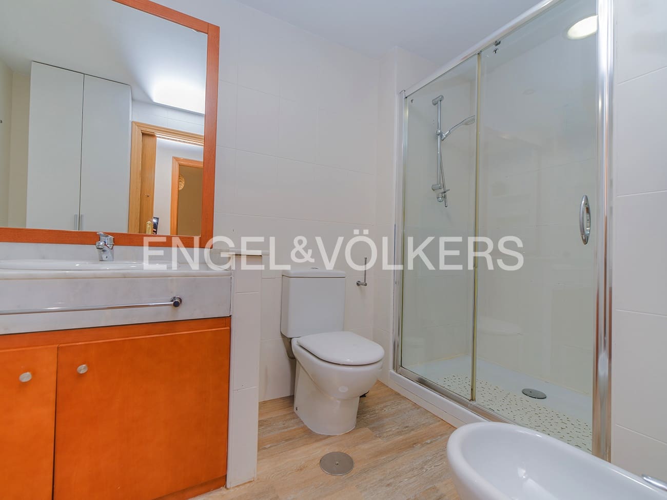 Bungalow de 5 habitaciones en Alicante / Alacant ciudad en venta con piscina garaje - 795.000 € (Ref: 10116078)